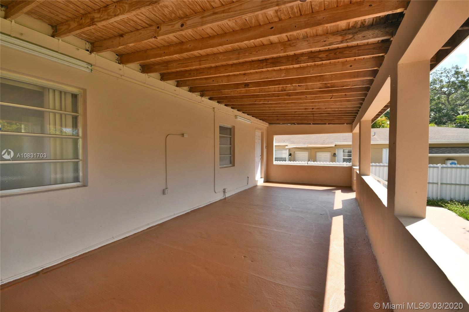 THE PINES - Residential