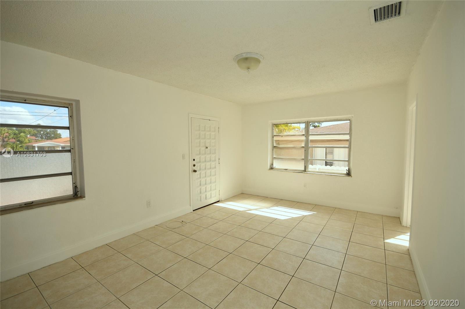 THE PINES - Residential