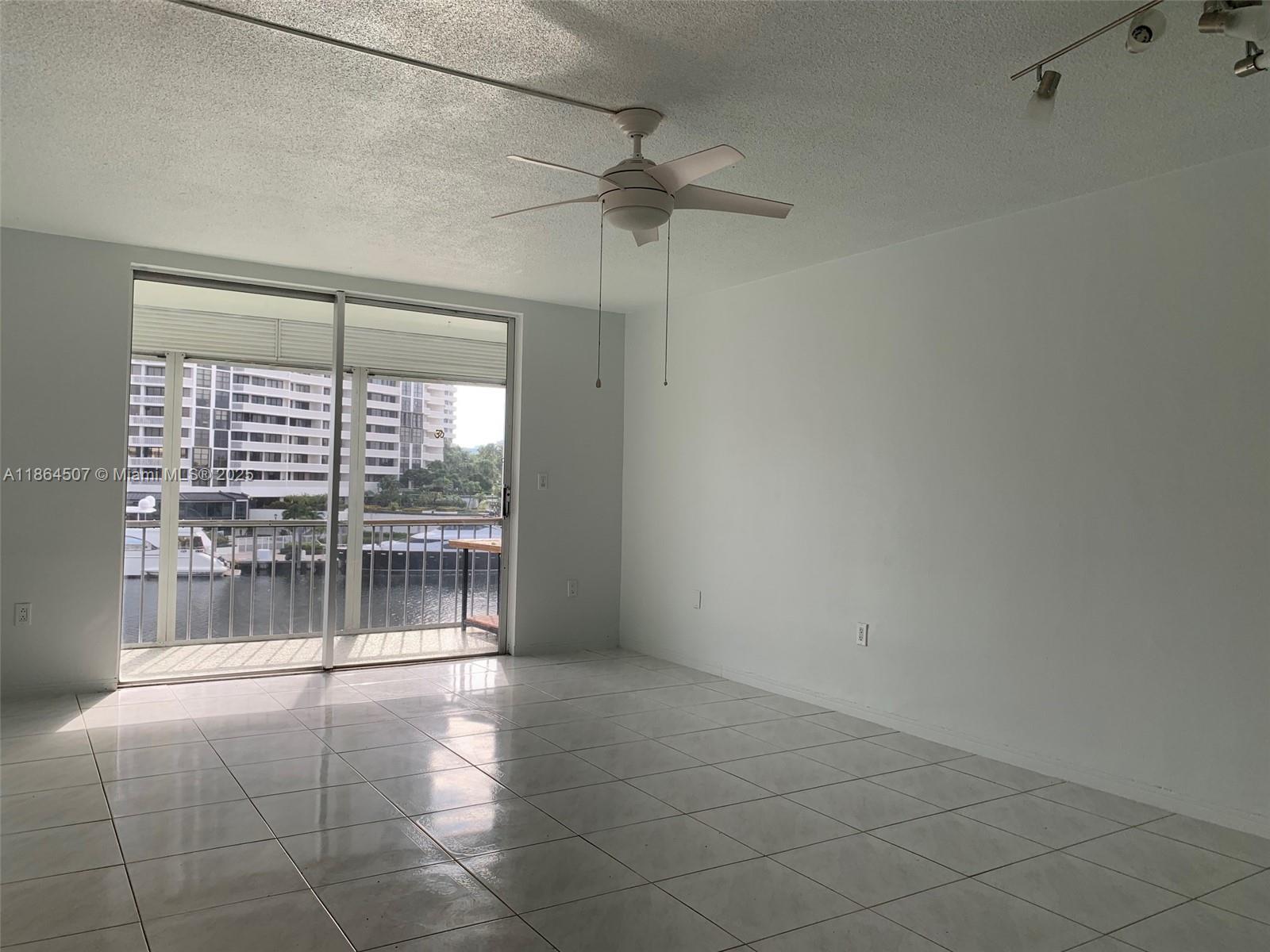 3030 Marcos Drive T-412