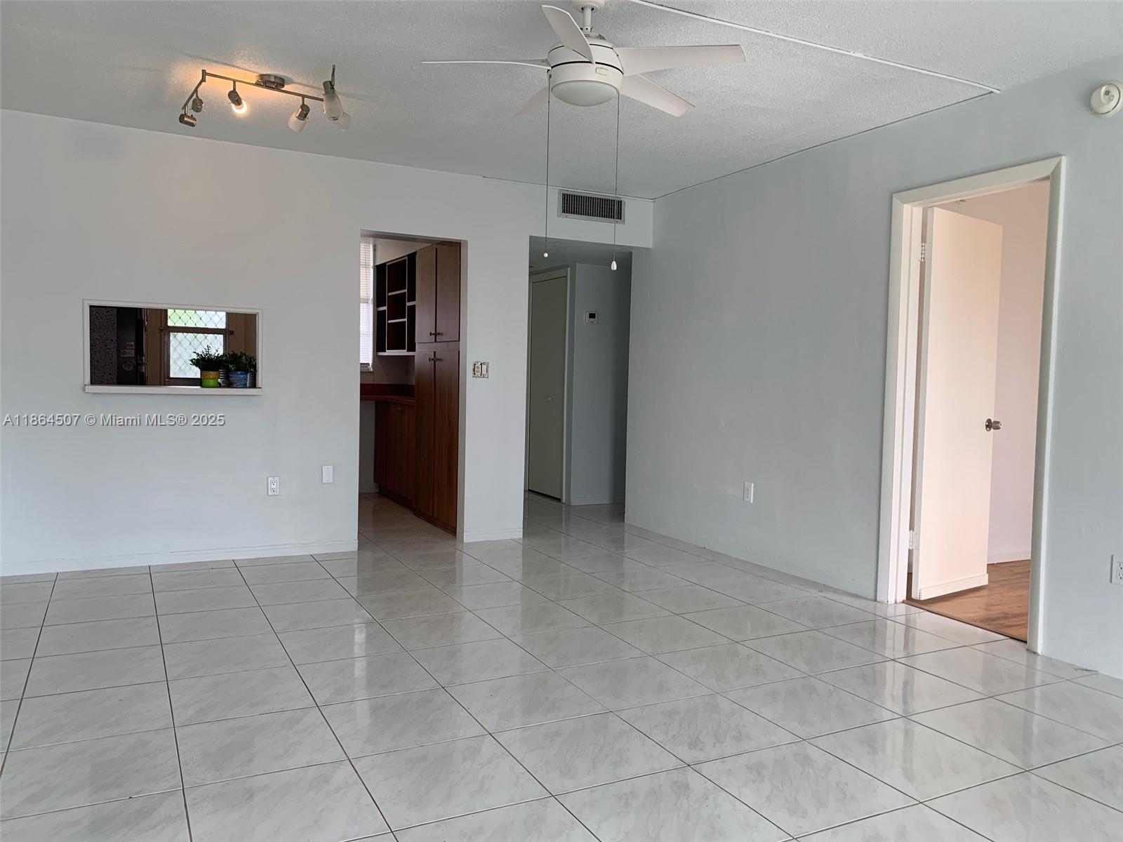 3030 Marcos Drive T-412
