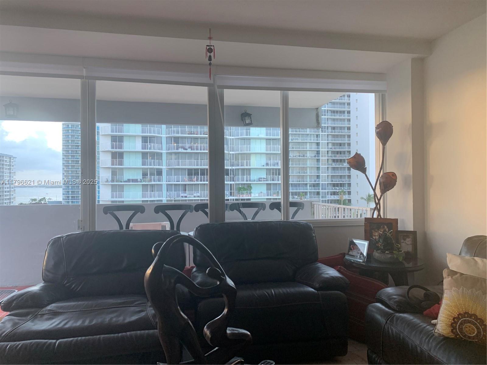 7545 E Treasure Dr 9B