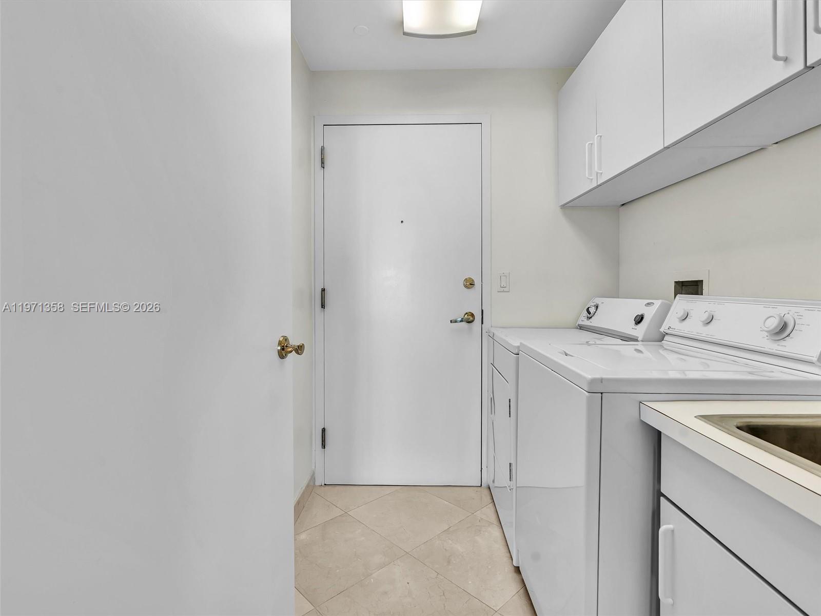 THE PALACE AT BAL HARBOUR - Residential