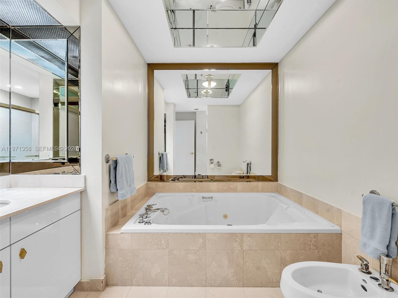 THE PALACE AT BAL HARBOUR - Residential