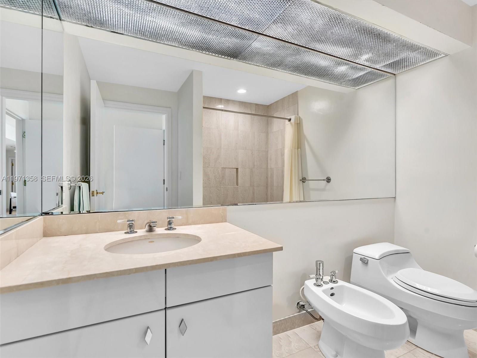 THE PALACE AT BAL HARBOUR - Residential