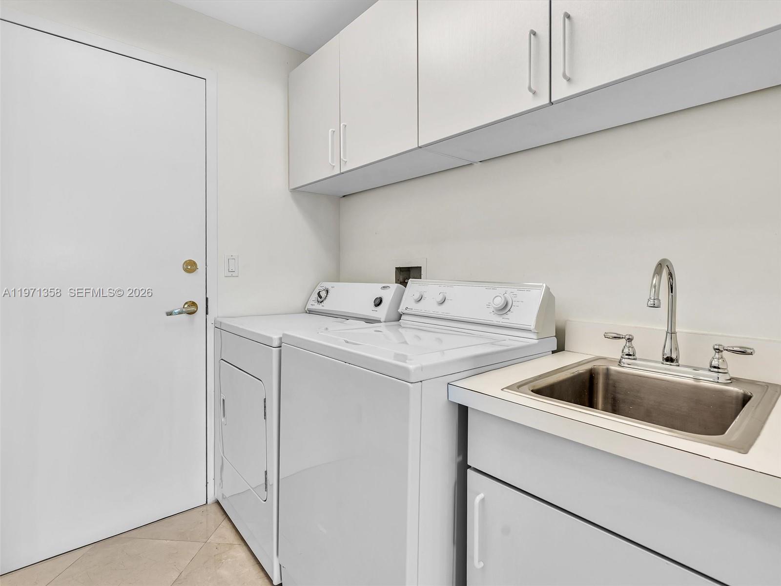 THE PALACE AT BAL HARBOUR - Residential