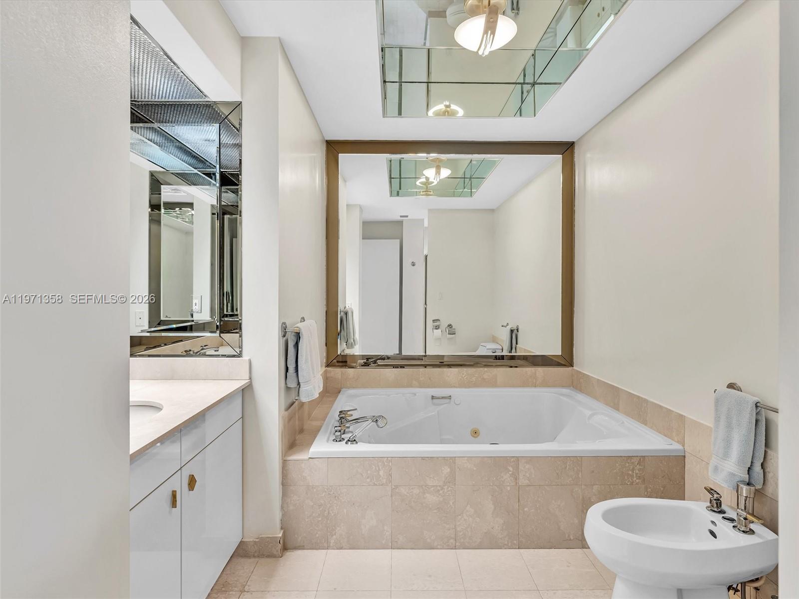 THE PALACE AT BAL HARBOUR - Residential
