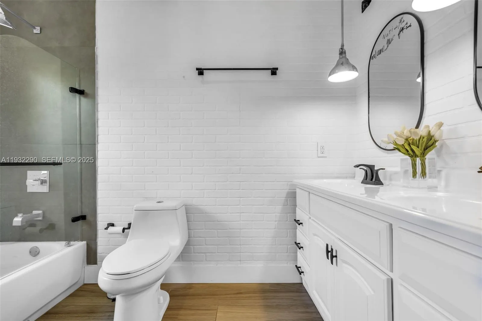 Key Biscayne, Florida 33149, United States, 5 Bedrooms Bedrooms, ,5 BathroomsBathrooms,Residential,Active,256478