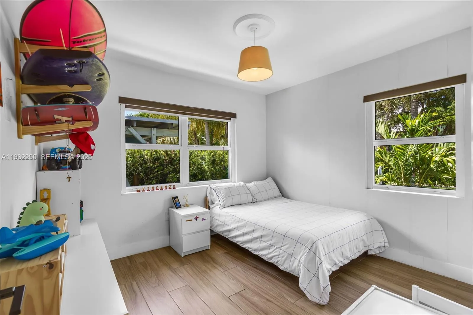 Key Biscayne, Florida 33149, United States, 5 Bedrooms Bedrooms, ,5 BathroomsBathrooms,Residential,Active,256478