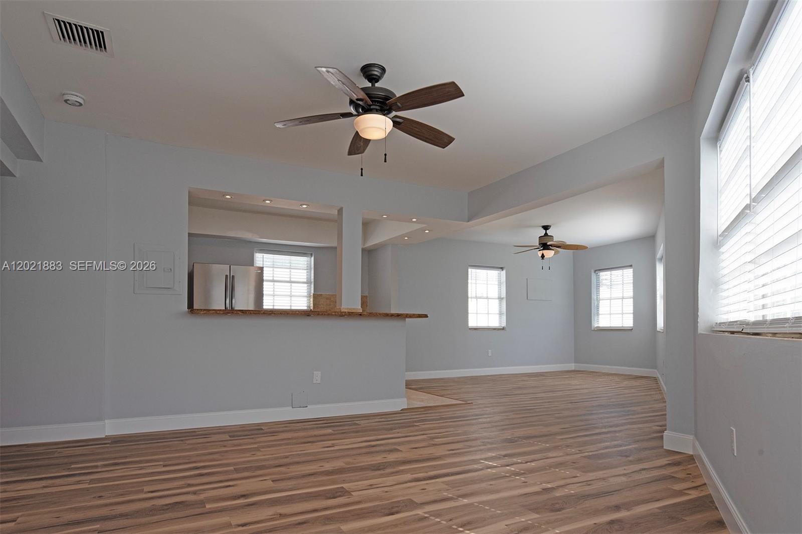 2383 Flamingo Dr 11