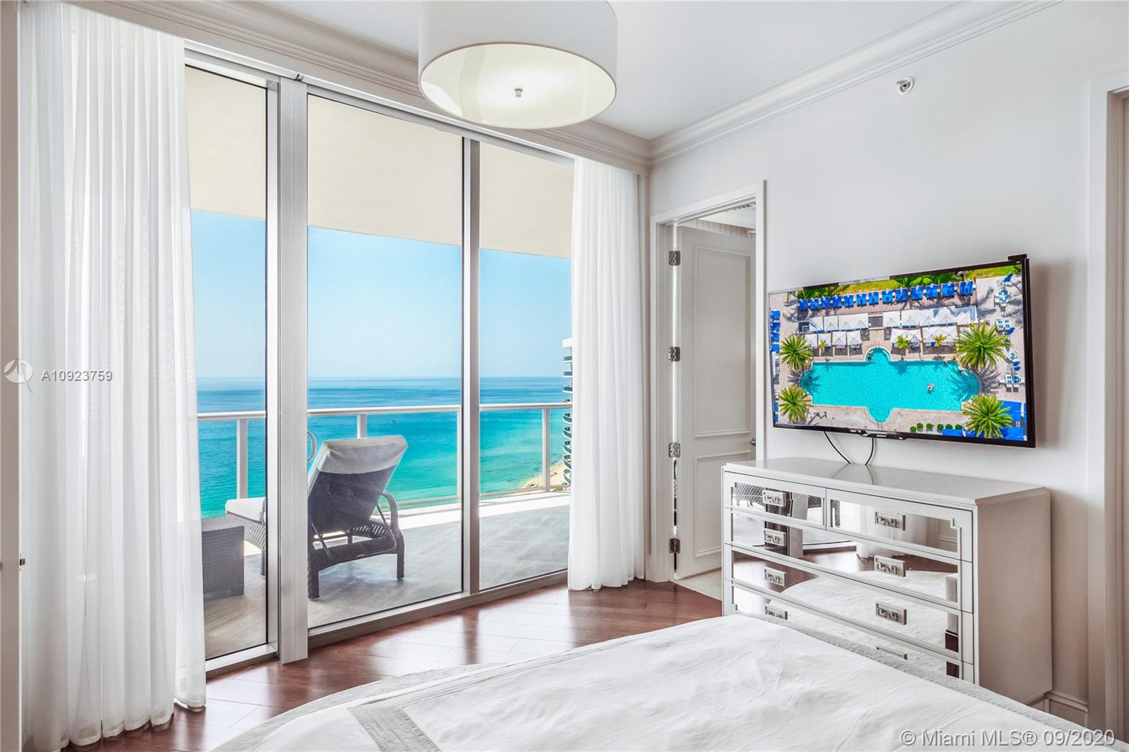 BAL HARBOUR CENTER CONDO - Residential