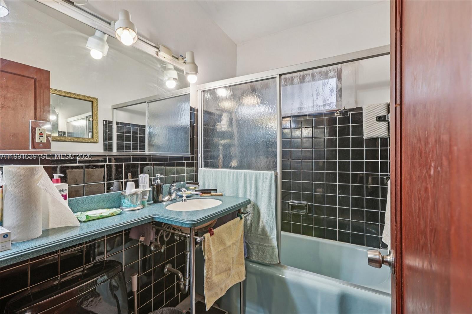 ANDREWS PARK - Residential