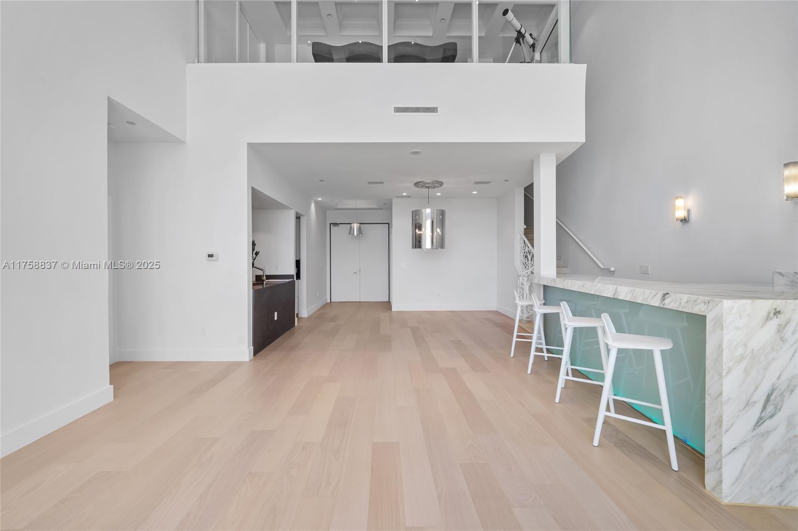 1455 Ocean Dr BH-03