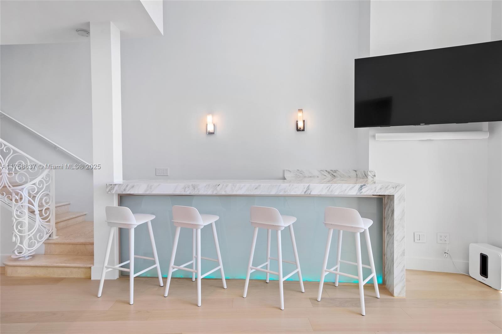 1455 Ocean Dr BH-03