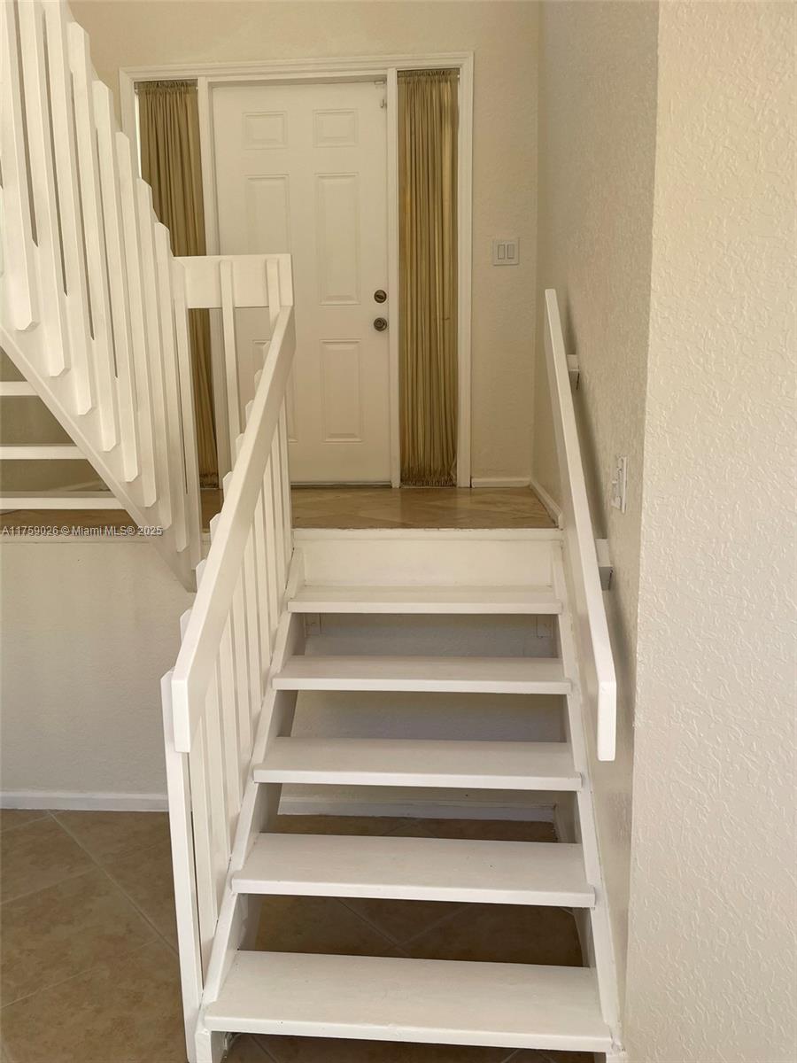 11902 Glenmore Dr 2-2