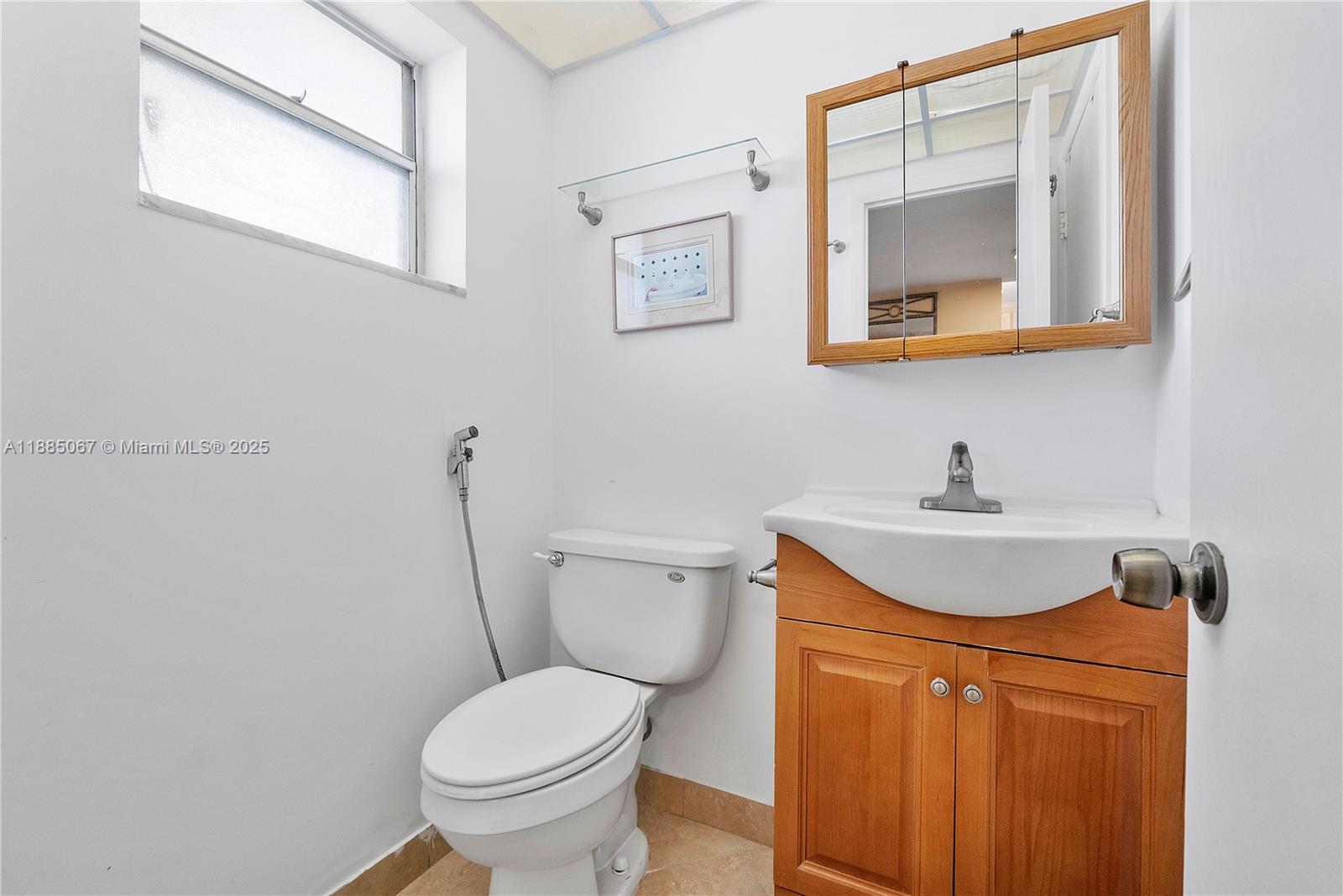 GOLDEN VIEW CONDO - Residential