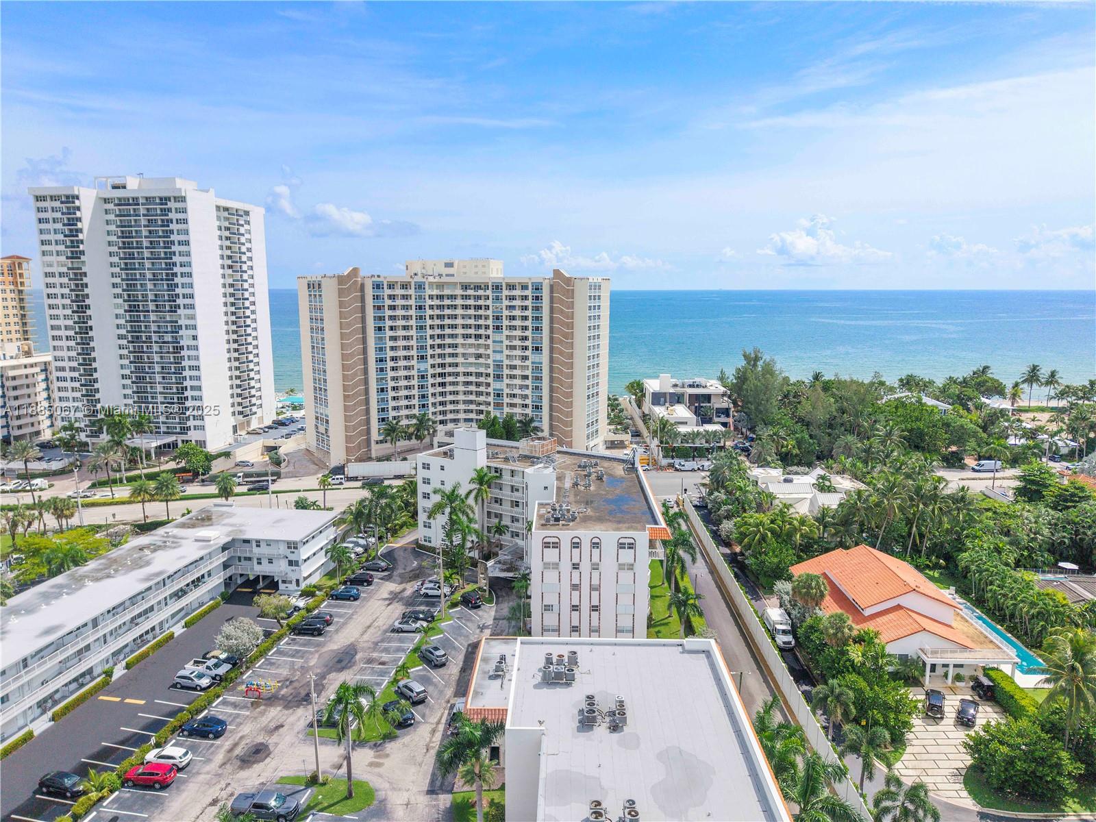 GOLDEN VIEW CONDO - Residential