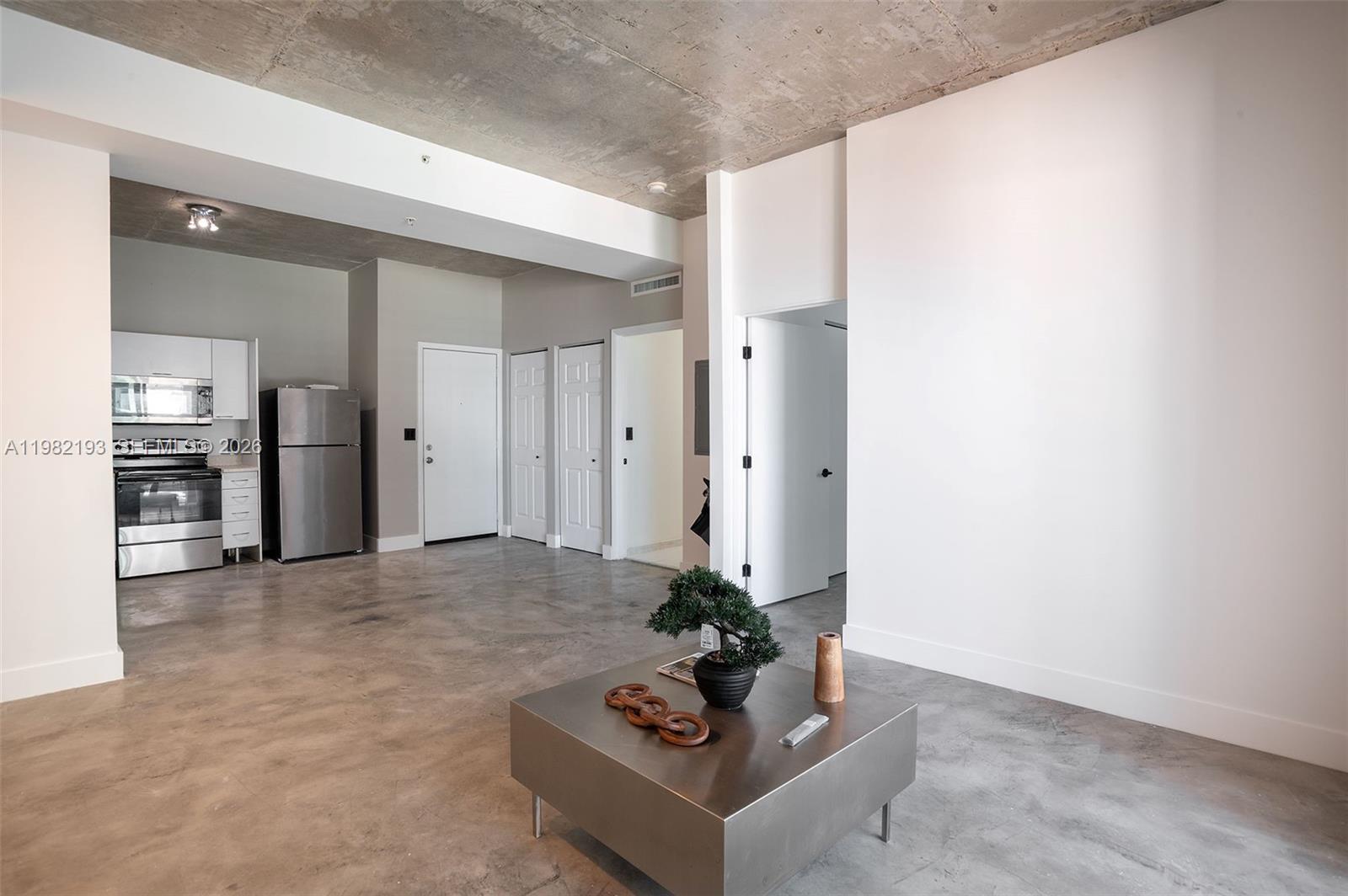 THE LOFT DOWNTOWN CONDO - Residential Lease