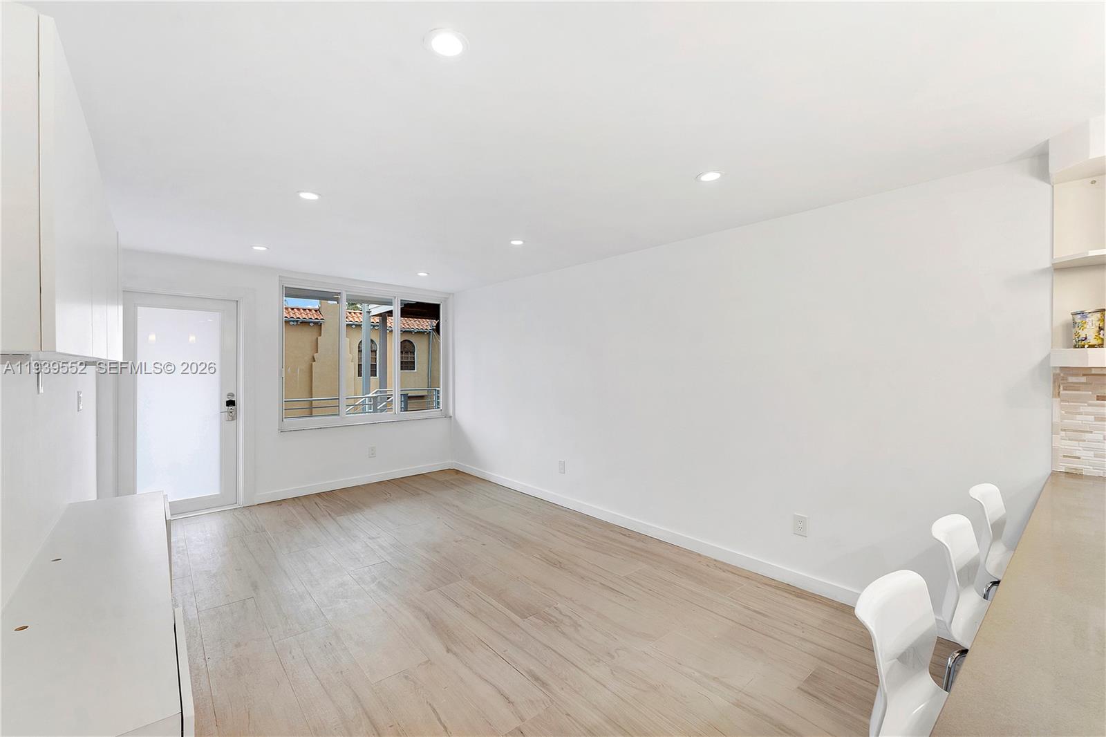 ISLAND CLUB OF SOUTH BEACH - Residential