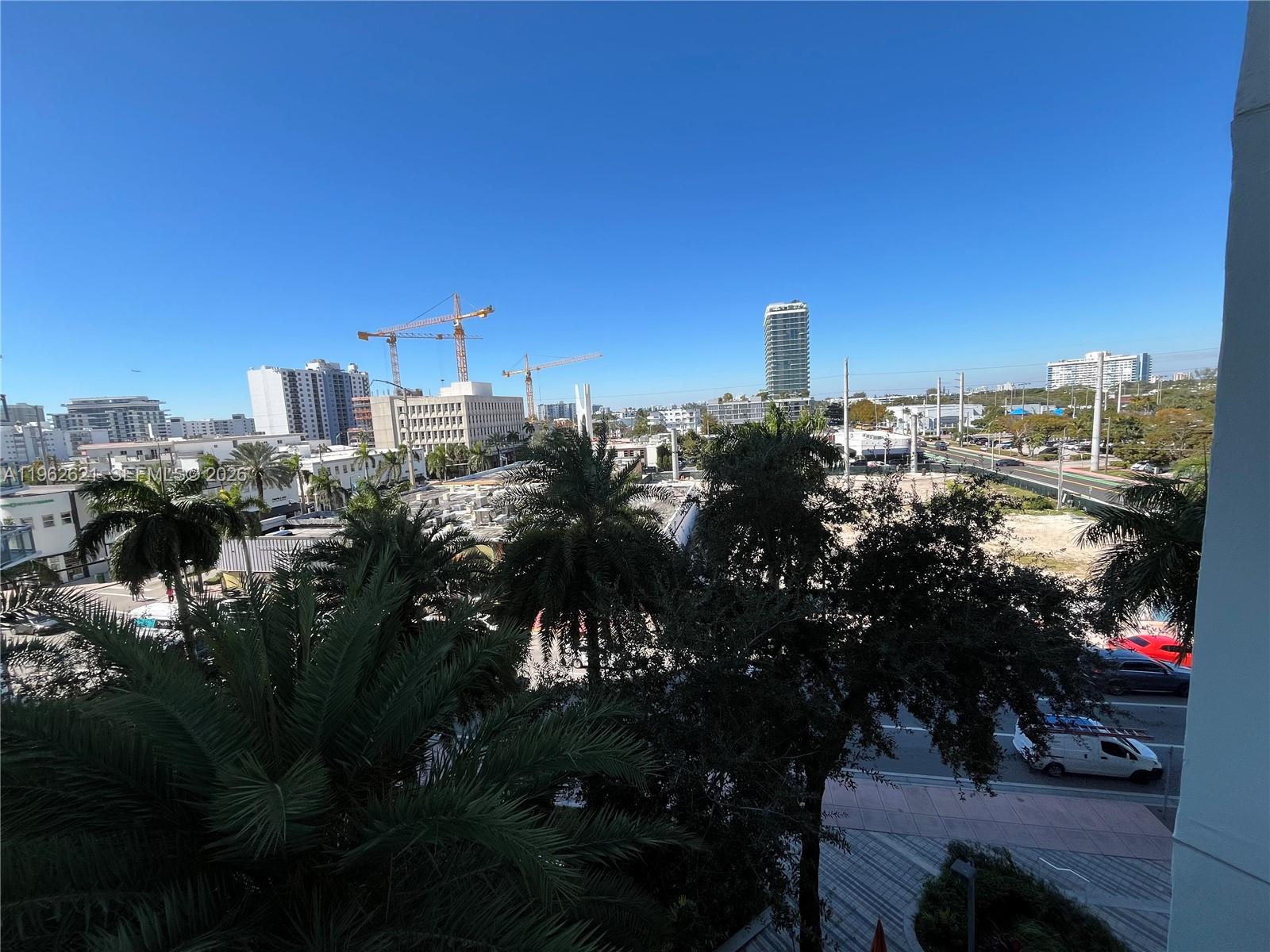 BURLEIGH HOUSE CONDO - Residential