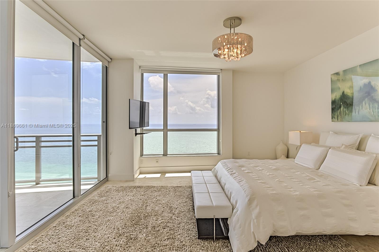 DIPLOMAT OCEANFRONT RESID - Residential