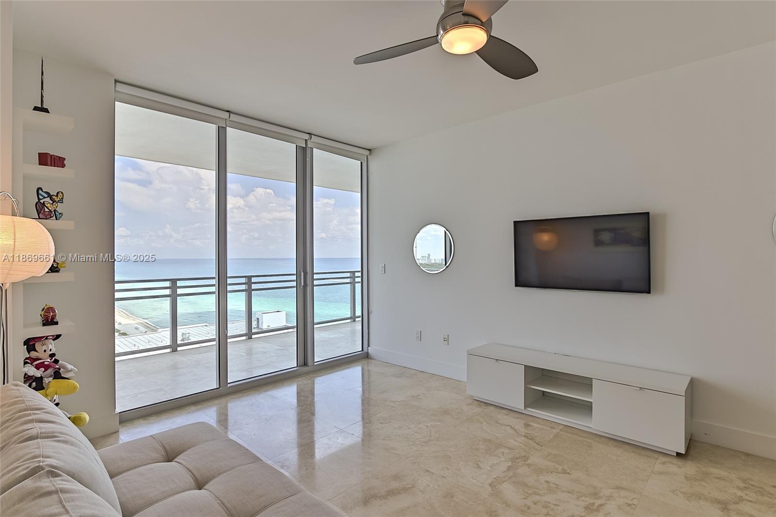 DIPLOMAT OCEANFRONT RESID - Residential