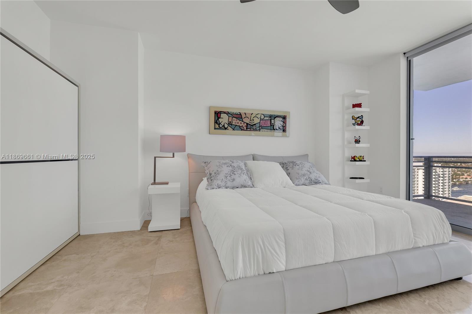 DIPLOMAT OCEANFRONT RESID - Residential