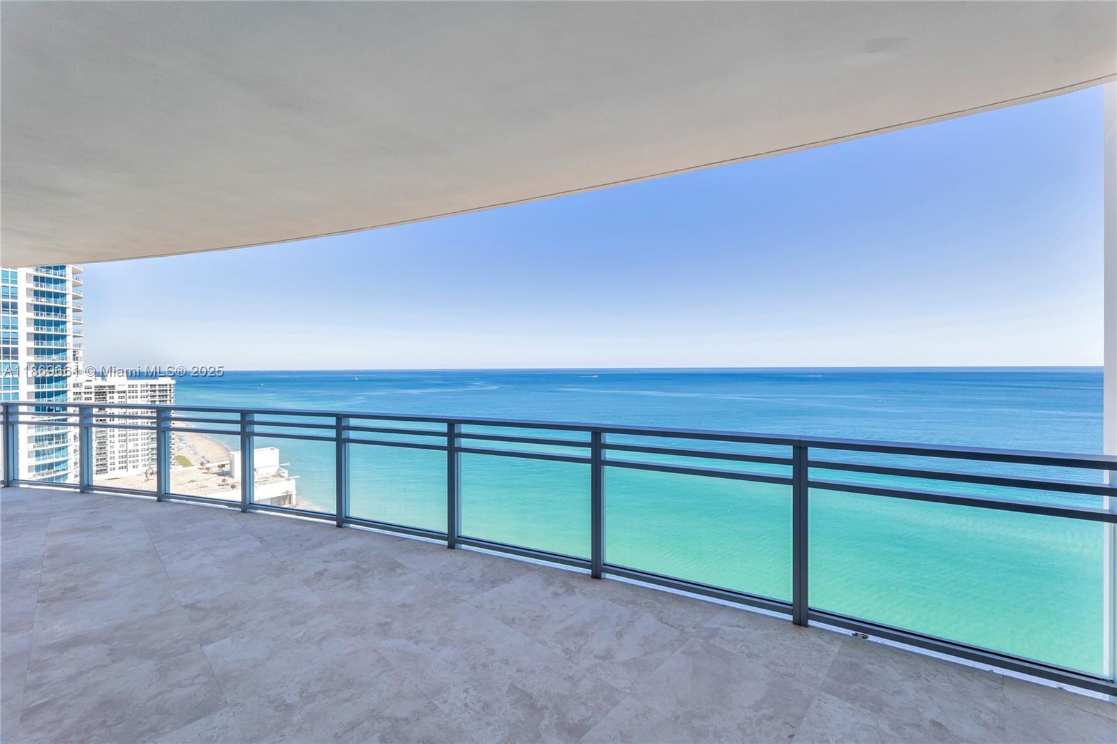 DIPLOMAT OCEANFRONT RESID - Residential