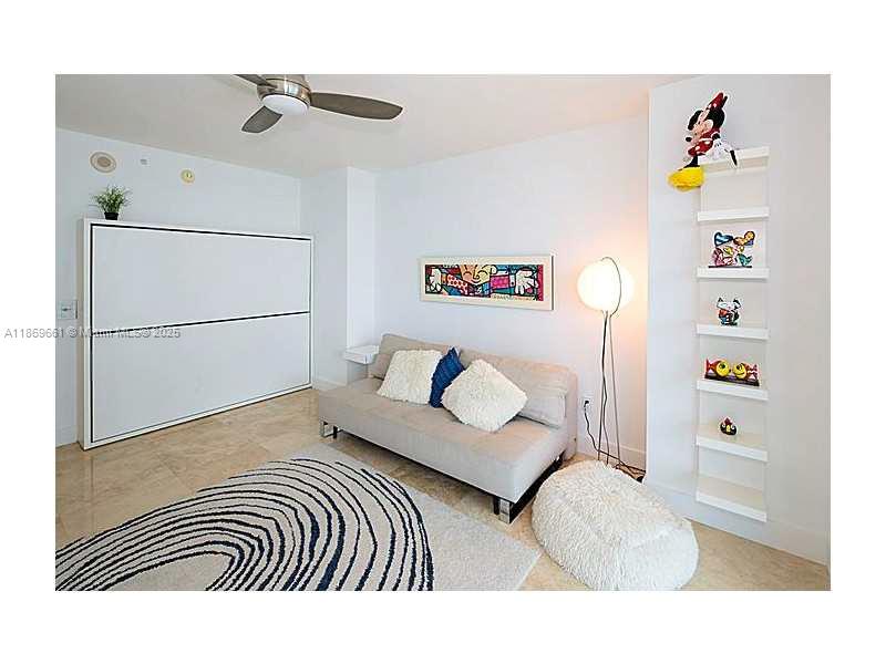 DIPLOMAT OCEANFRONT RESID - Residential