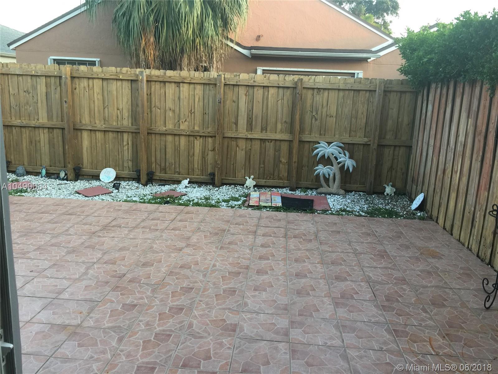 AMERICAN HOMES - Residential Lease