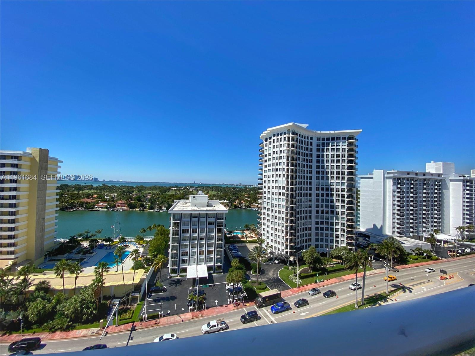 5601 Collins Ave 1423