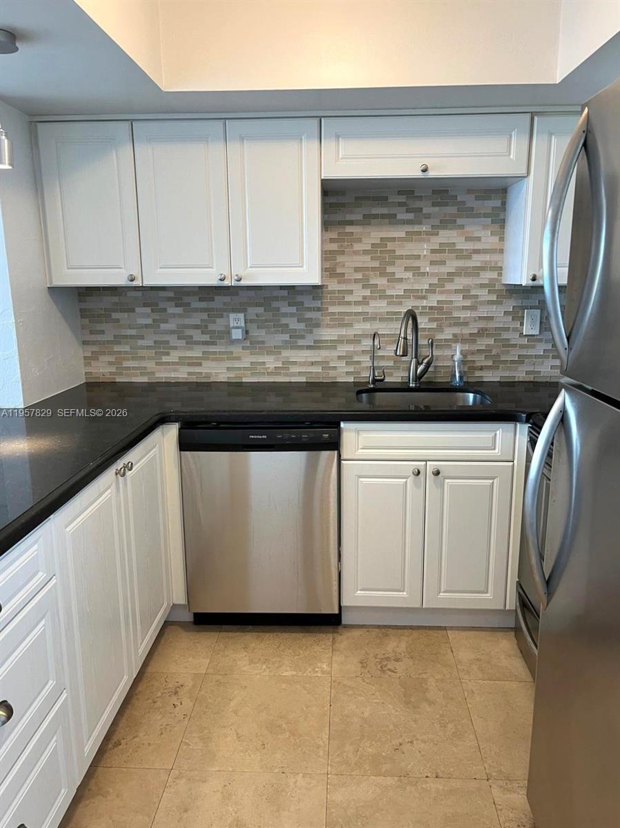 TIGERTAIL BAY CONDO - Residential Lease