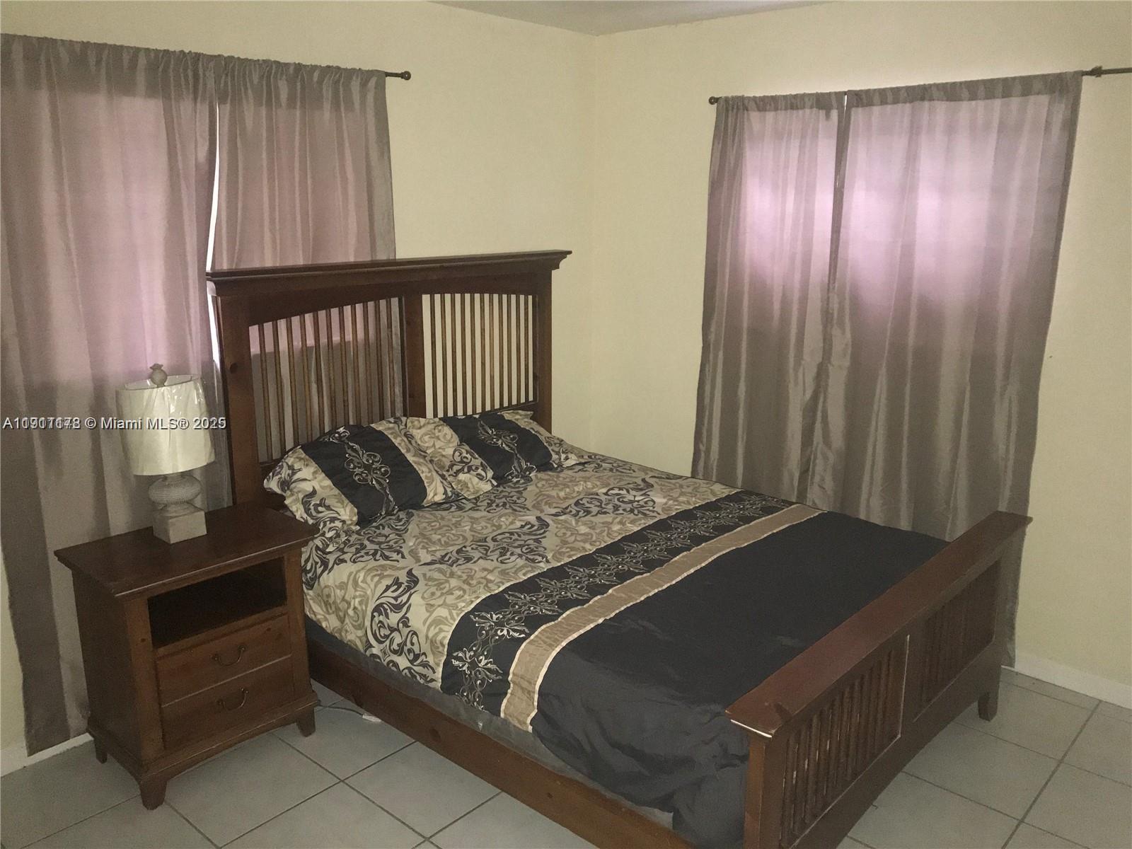 BISCAYNE AVE TRACT - Residential Lease