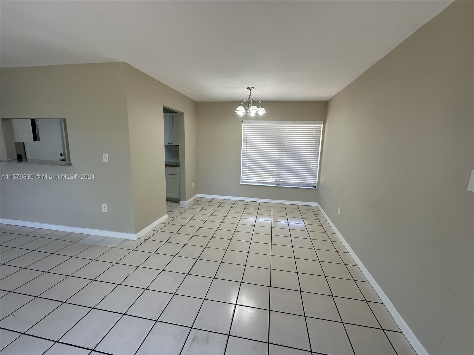 WESTWOOD LAKE 10TH ADDN - Residential