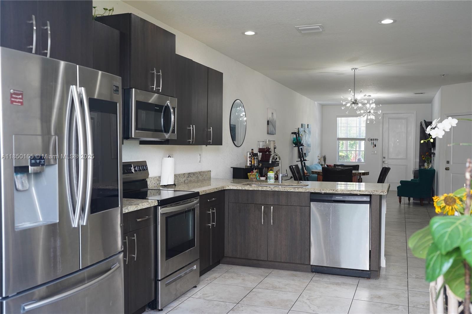 KEYS GARDEN - Residential