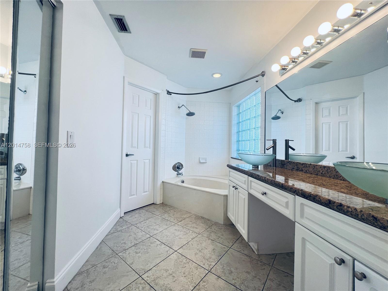 SECTOR 5 - - Residential Lease