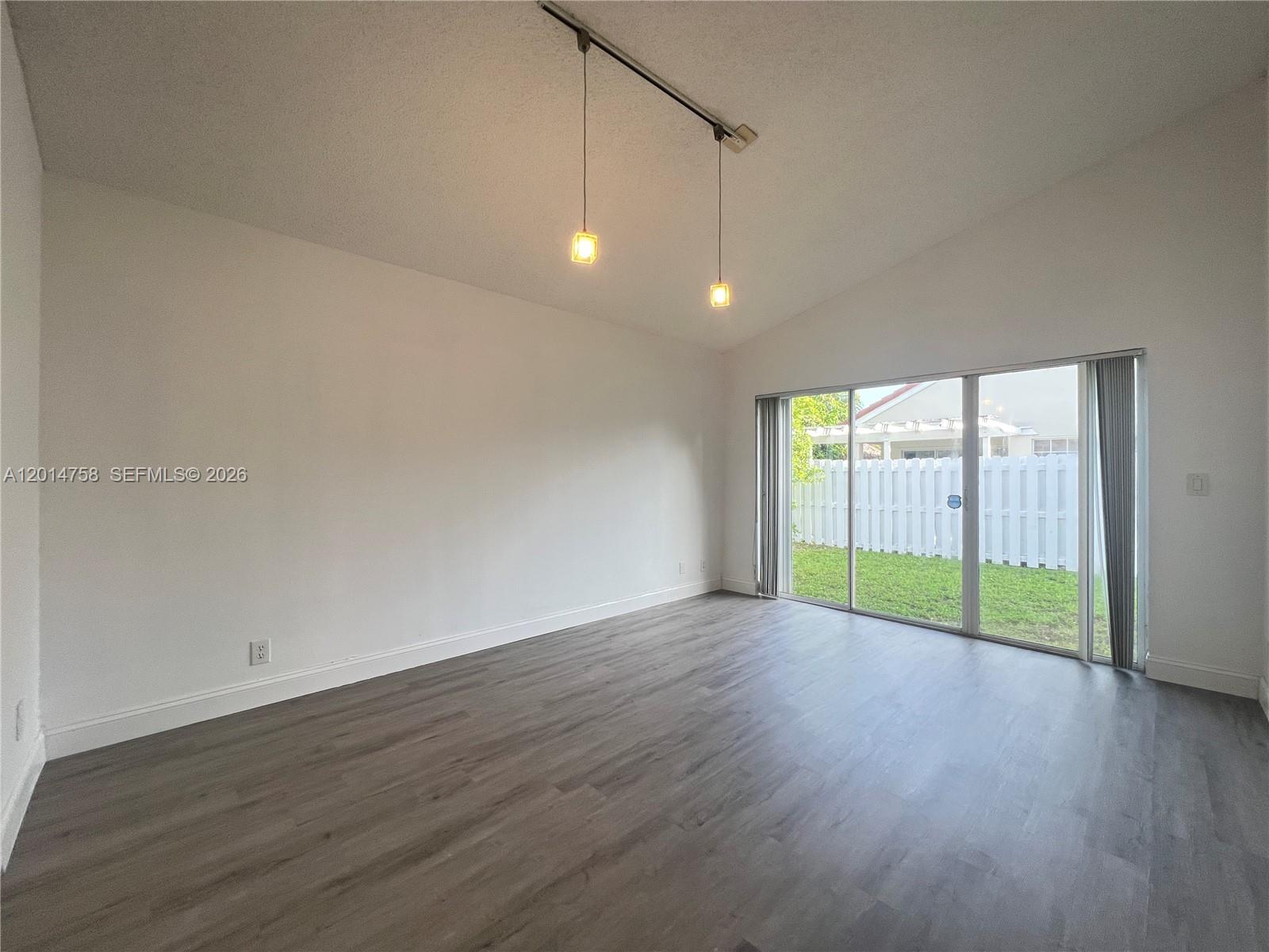 SECTOR 5 - - Residential Lease