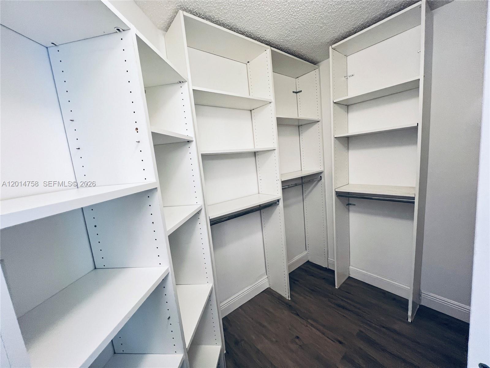 SECTOR 5 - - Residential Lease