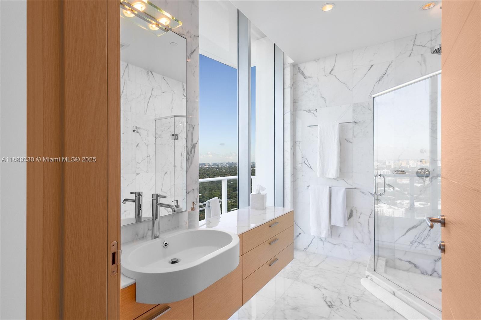 GROVENOR HOUSE CONDO - Residential
