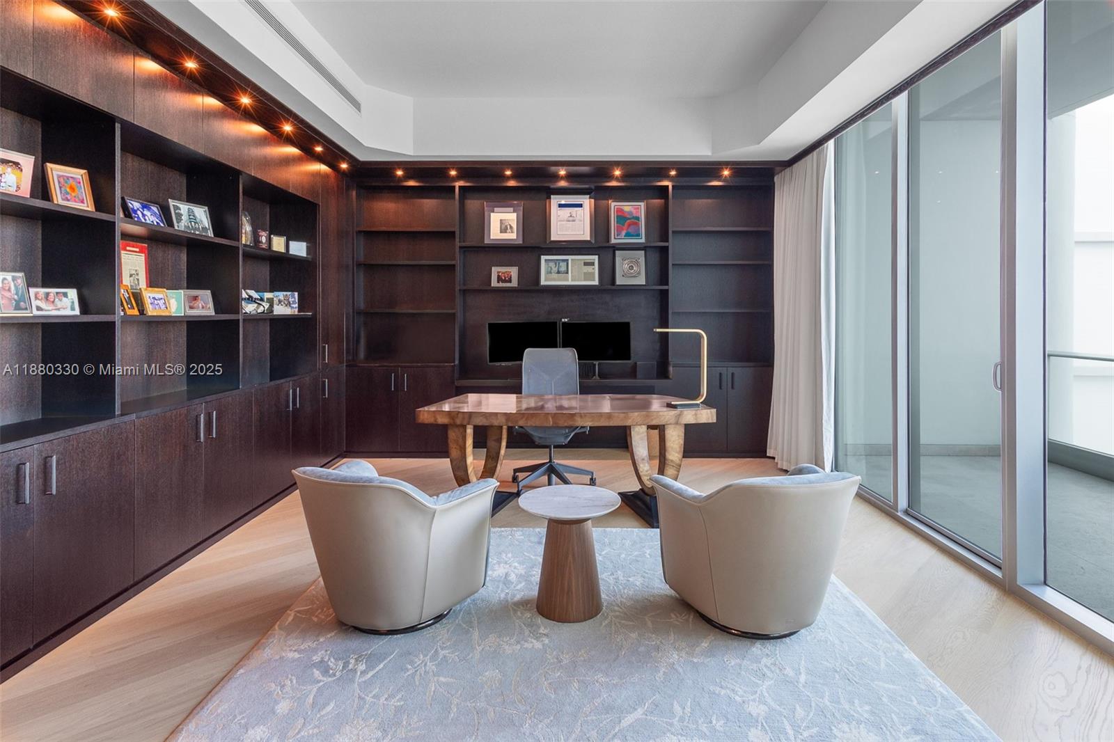GROVENOR HOUSE CONDO - Residential