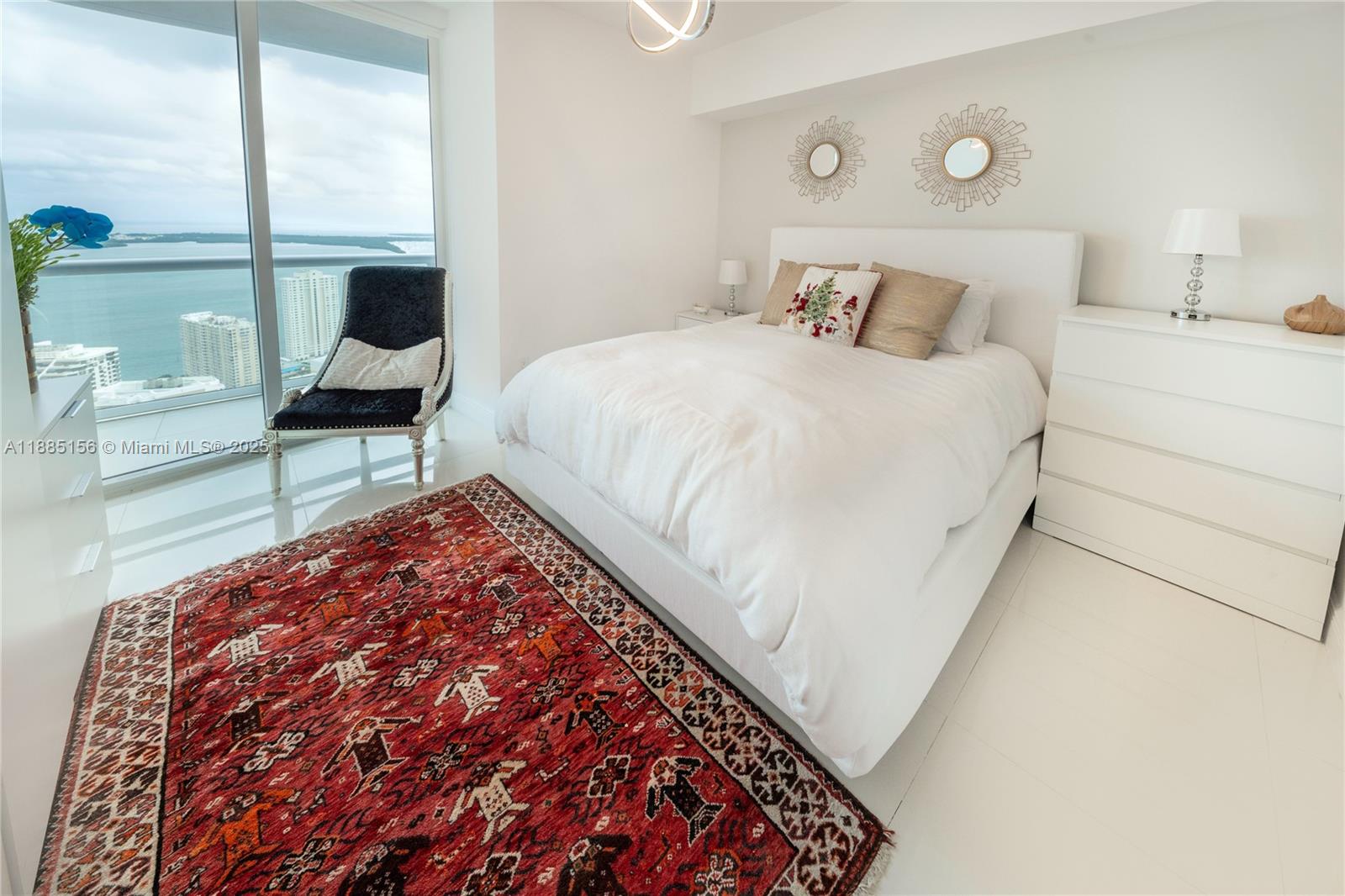 ICONBRICKELL CONDO NO 1 - Residential