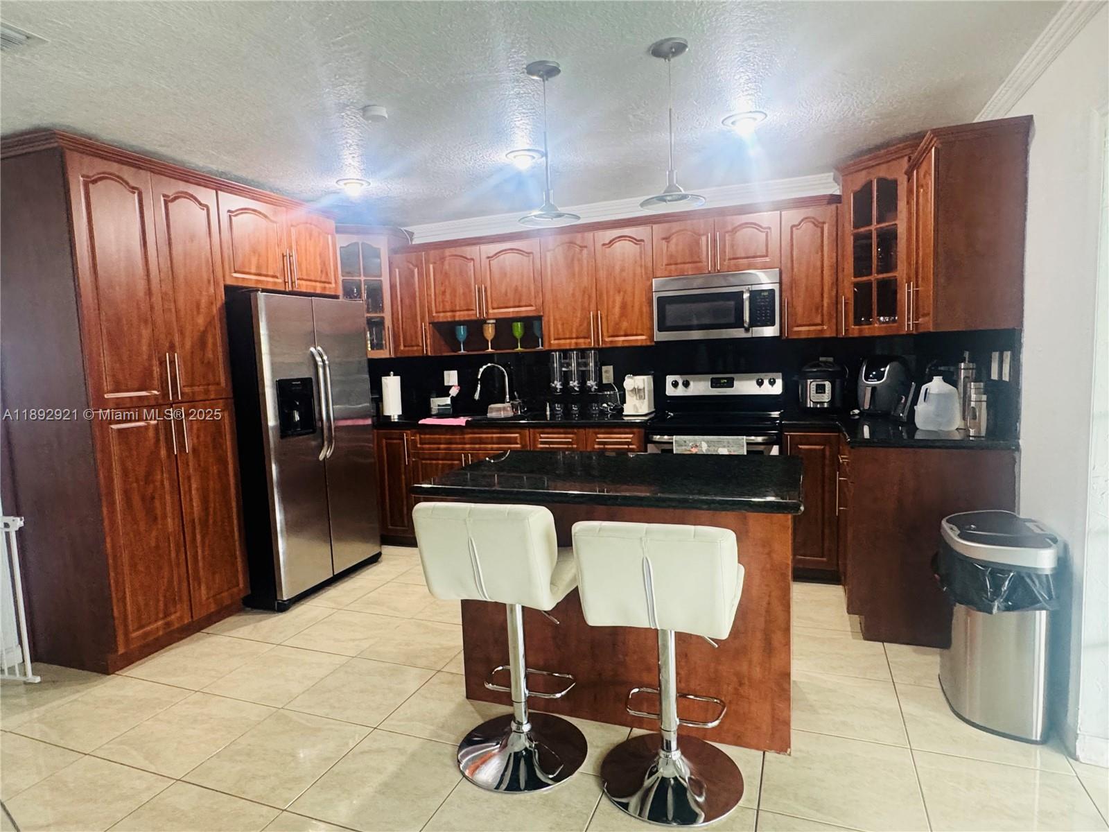 SAN SEBASTIAN TWNHSES - Residential Lease