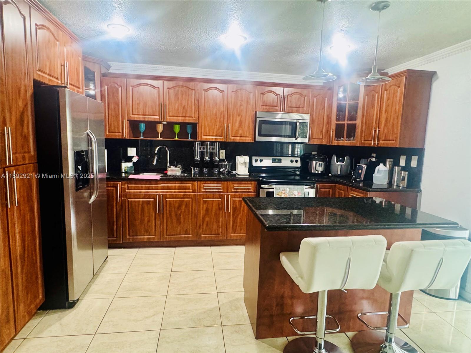 SAN SEBASTIAN TWNHSES - Residential Lease