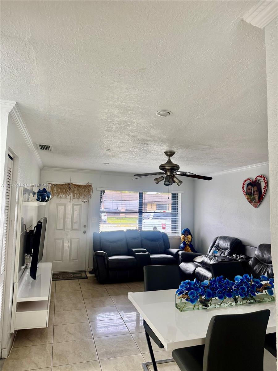 SAN SEBASTIAN TWNHSES - Residential Lease