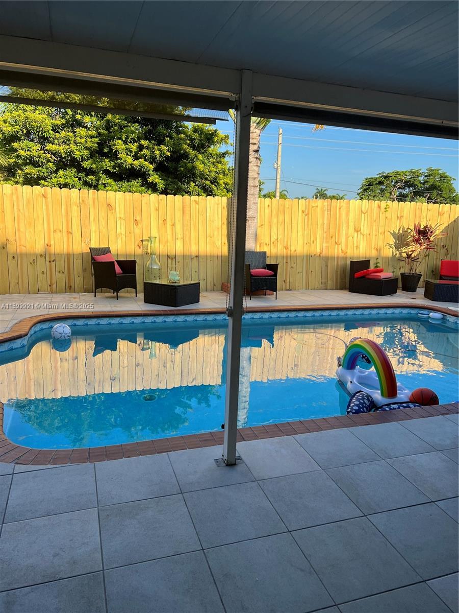 SAN SEBASTIAN TWNHSES - Residential Lease