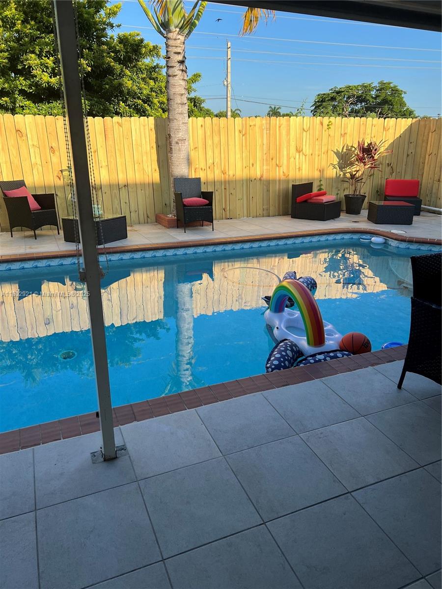 SAN SEBASTIAN TWNHSES - Residential Lease