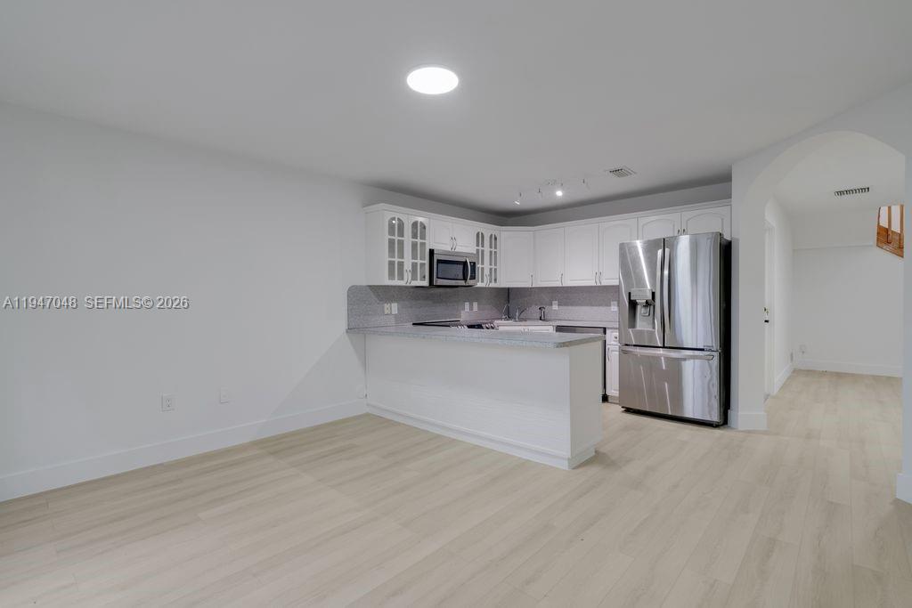 BRISTOL POINTE - Residential