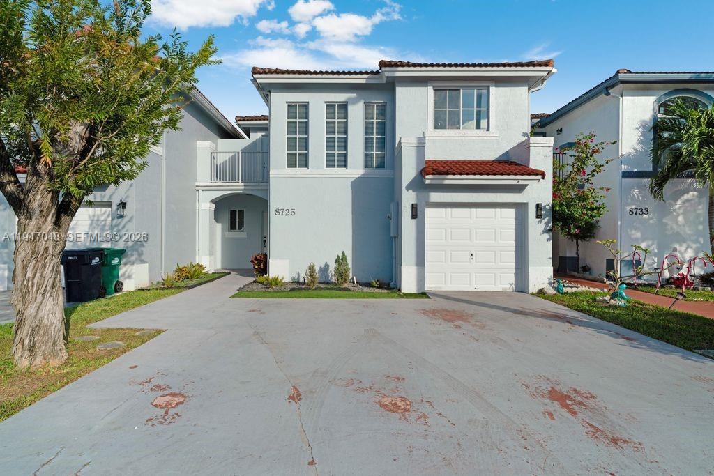 BRISTOL POINTE - Residential