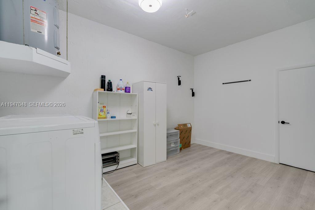 BRISTOL POINTE - Residential