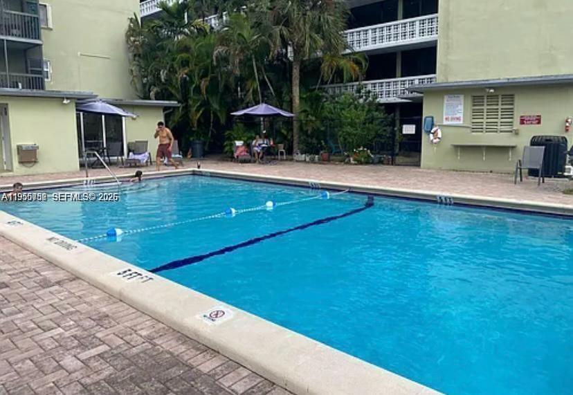 SANTA MONICA CONDOMINIUM - Residential Lease