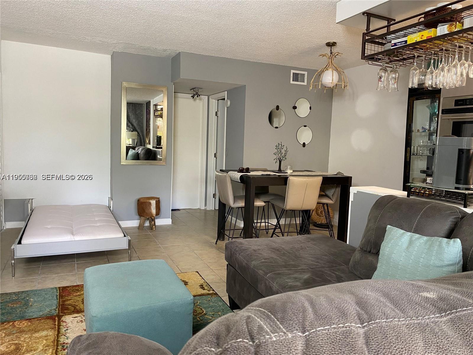 SANTA MONICA CONDOMINIUM - Residential Lease
